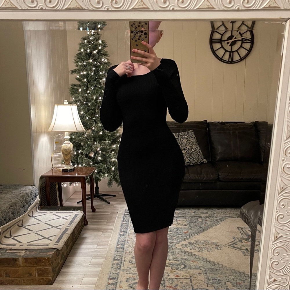 🚫SOLD🚫 Skinny Black Dress